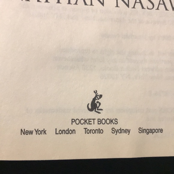 “ The girls he adored”. Johnathan Nasaw hardback - Picture 12 of 14